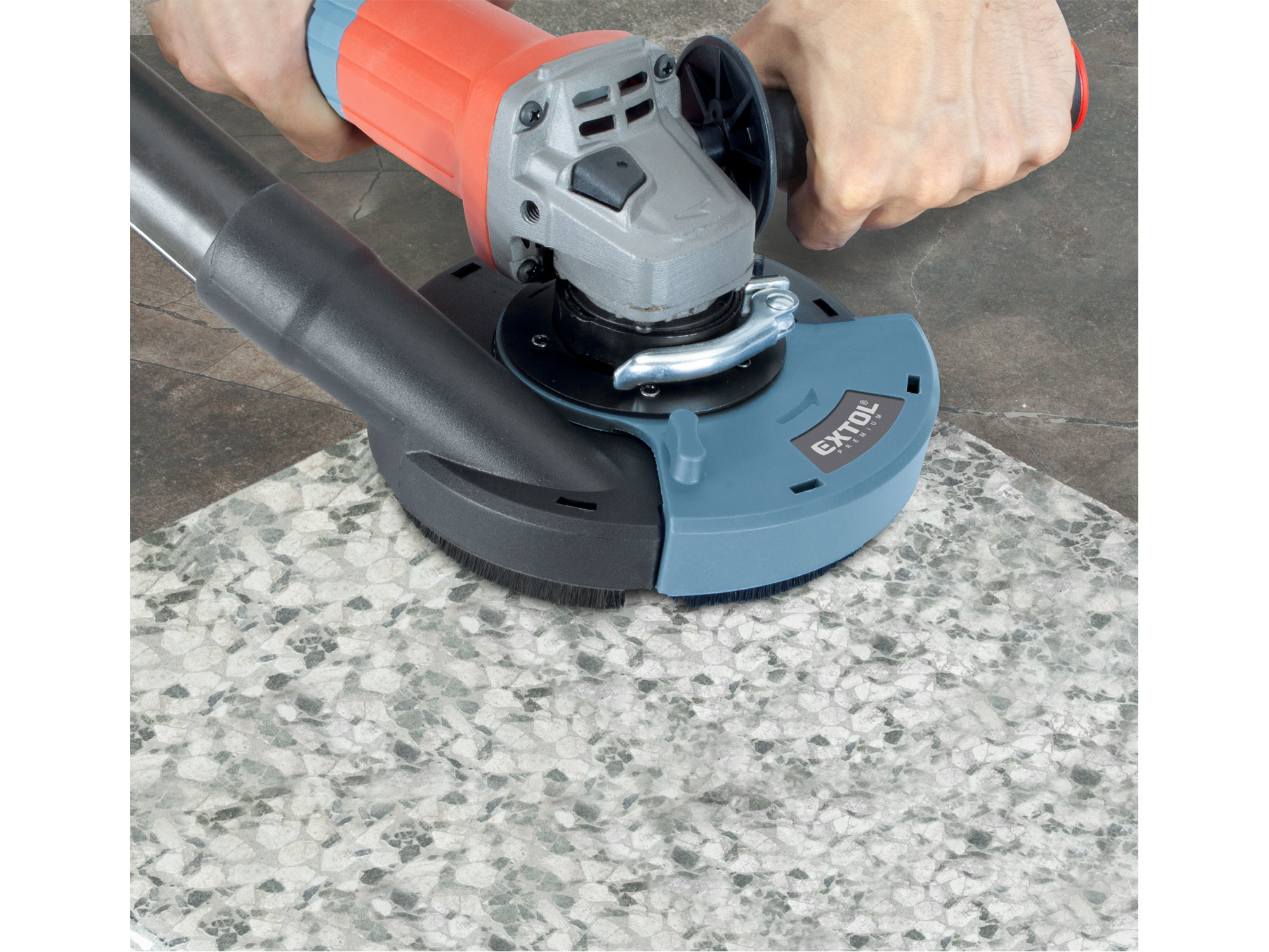 kryt odsávací pro broušení úhlovou bruskou, O125mm s kartáčovým věncem