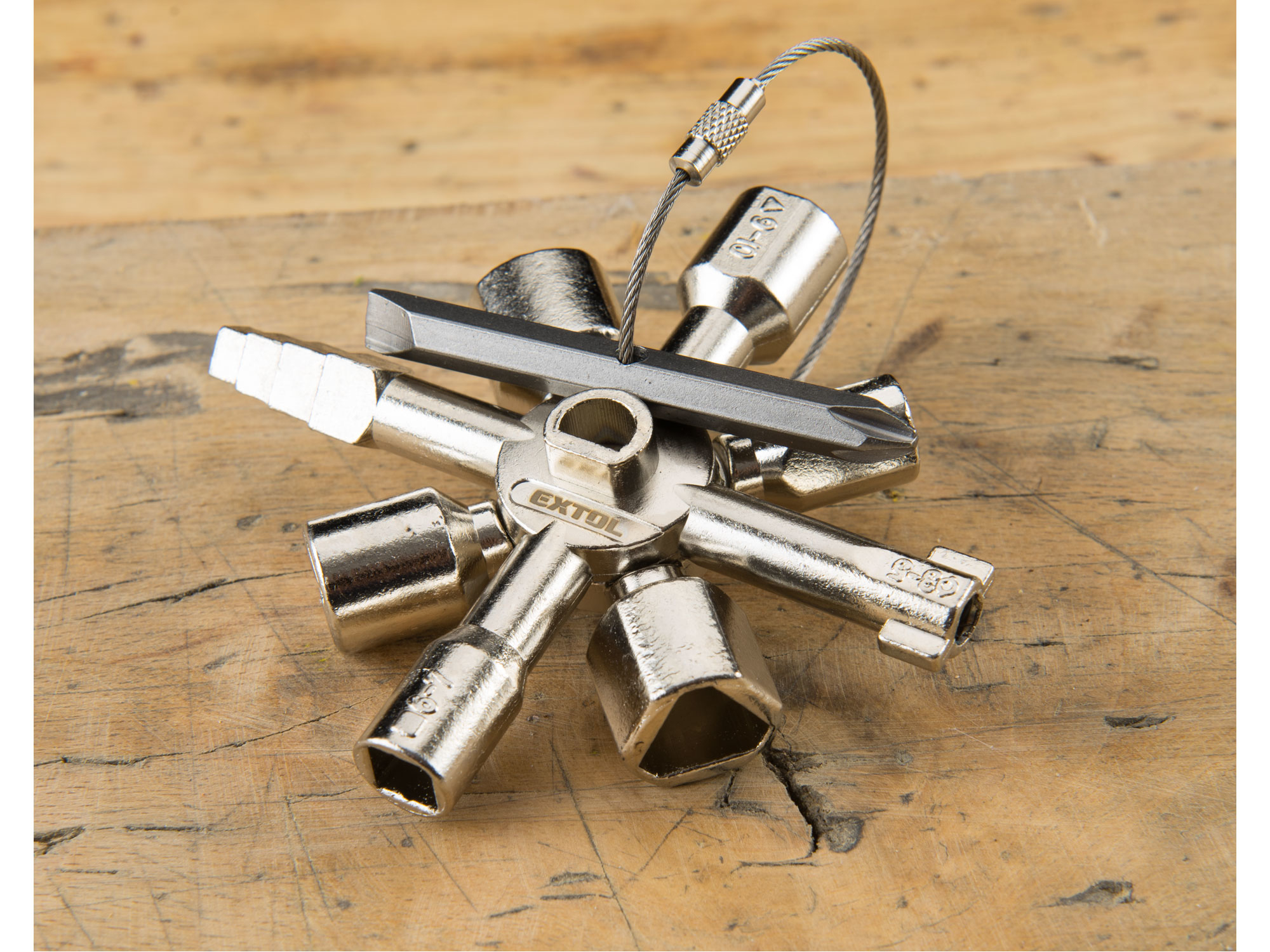 POŠK. OBAL klíč multifunkční, 15funkcí, k rozvodným skříním